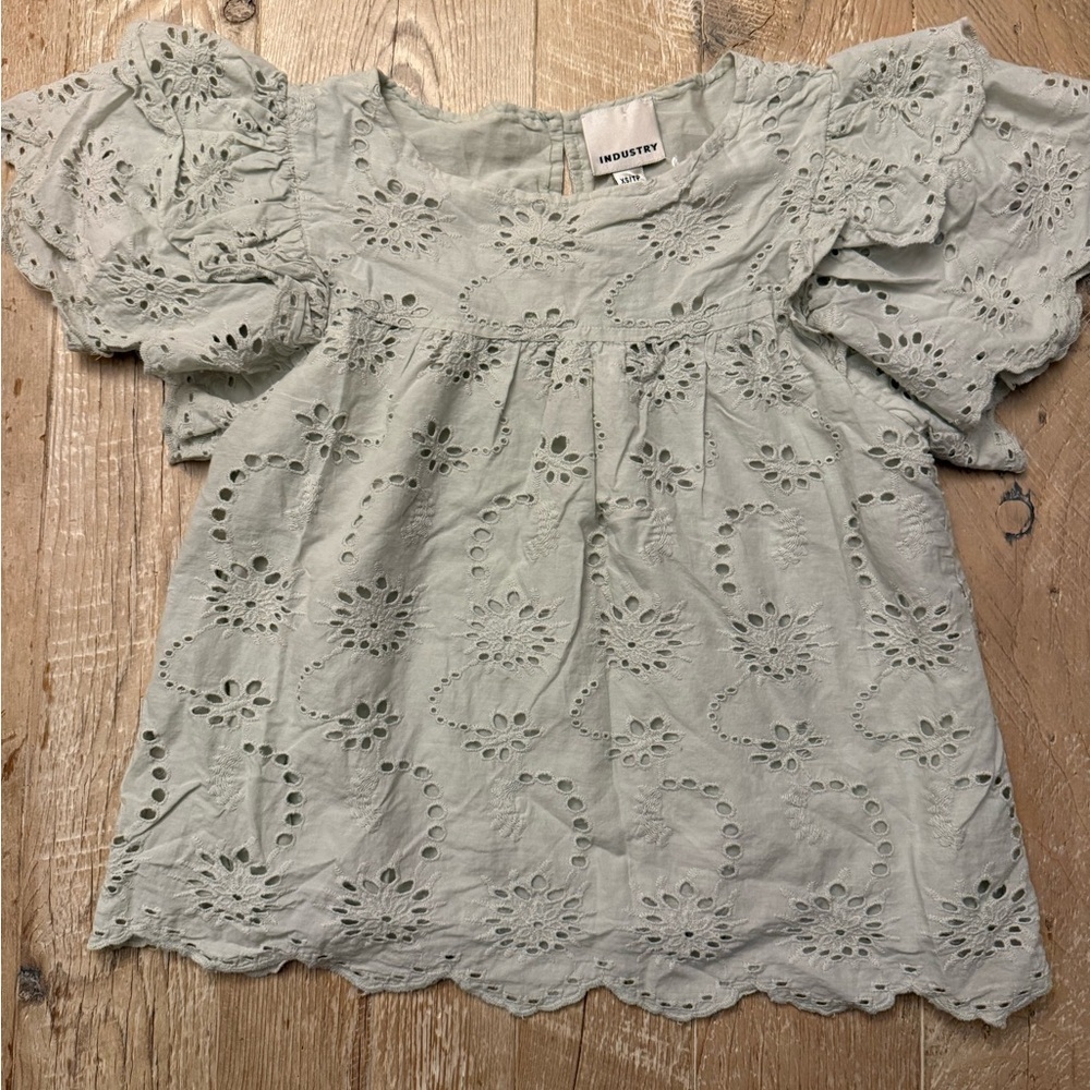 Industry soft short sleeve top light green eyelet size XS NWOT